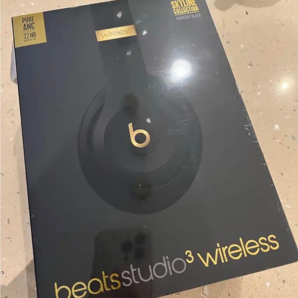 Beats studio 3 wireless skyline collection midnight black